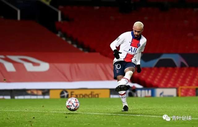  布伦特福德前锋独中两元助球队获胜